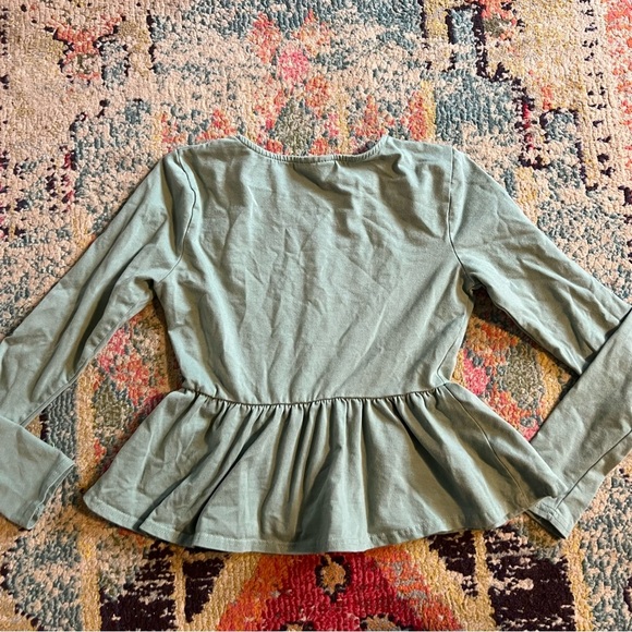 ASOS DESIGN fitted peplum top in light green size 4 - Picture 5 of 5